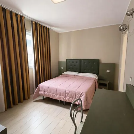 Hotel Fiamma & 4*